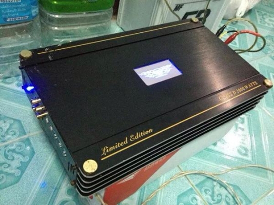 แอมป์คลาสดี บิ้กเฮด 2000w มือสองสภาพเดิมๆไม่เคยซ่อม ขับซับ10&quot;-12&quot;โครงหล่อสบายๆแรงดีเบสดีมาก ไม่กินไฟ ขาย 2950 บาท