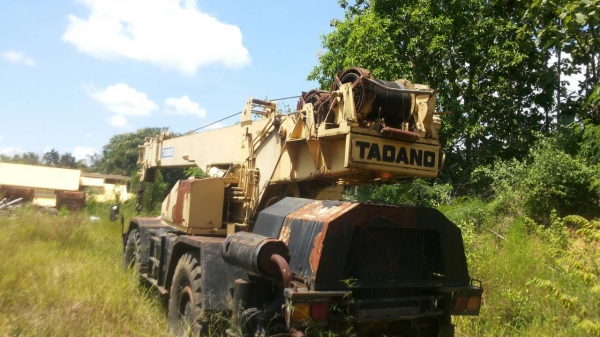 ขายด่วนครับ รถยกนิสส้น M1 4ล้อ เครน TANADO 25 ตัน พร้อมใช้งานเลยครับ