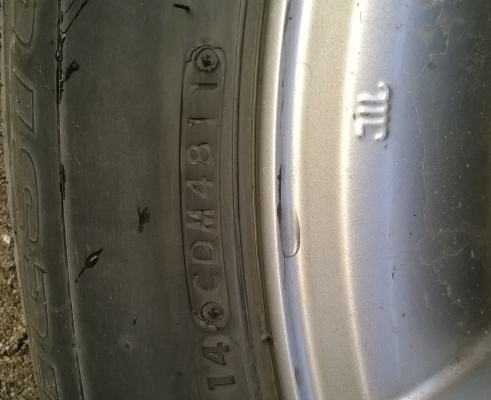 ขายยาง BRIDGESTONE DUELER 205/80R16 ปี 11 4เส้นขาย 1500