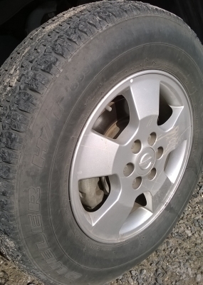 ขายยาง BRIDGESTONE DUELER 205/80R16 ปี 11 4เส้นขาย 1500