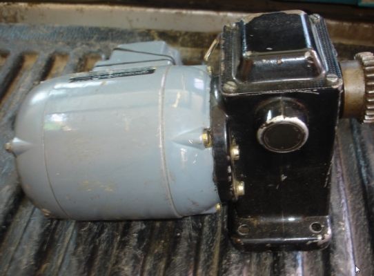 ขายมอเตอร์เกียร์ขนาดเล็ก 50 W 380 V made in Germany อัตราทด 1:60 สภาพดี