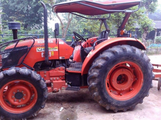 คูโบต้า M7040 4WD