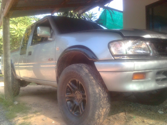 ขาย อีซูซุ RODEO   4WD  ถูกๆพร้อมใช้งาน