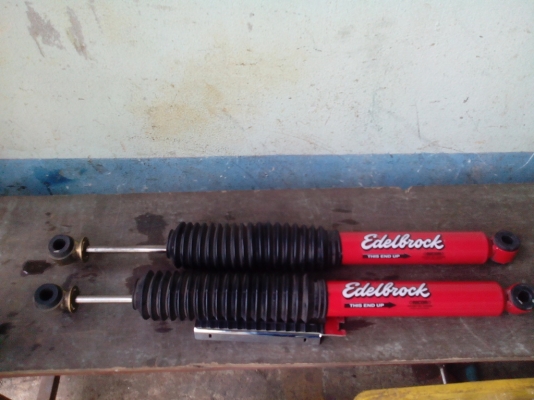 ฝากขายโช้ค edelbrock ยาว 26.5 นิ้ว สวยๆเลยครับ