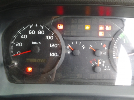 HINO FC9J 145แรง ปี56 ไมล์14XXX เหลือ 47 งวดฯละ 25600 เปลี่ยนสัญญาเลยครับ ประกันชั้น1 พึ่งต่อ