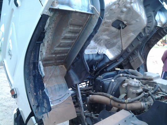 HINO FC9J 145แรง ปี56 ไมล์14XXX เหลือ 47 งวดฯละ 25600 เปลี่ยนสัญญาเลยครับ ประกันชั้น1 พึ่งต่อ