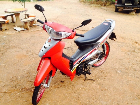 ขาย สแมช สีแดง เครื่องแน่นๆ ครับ ทะเบียนโอน ถูกๆเลย 5,900 บาท