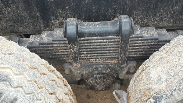 ช่วงล่าง2เพลา ของอีซูซุ 240 พร้อมใช้งาน ** ยังอยู่กับรถพร้อมถอดให้เลยครับ **