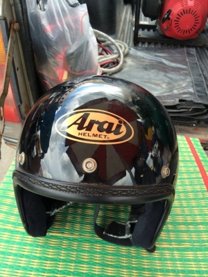 ขายหมวกกันน๊อค 2,500 บาท