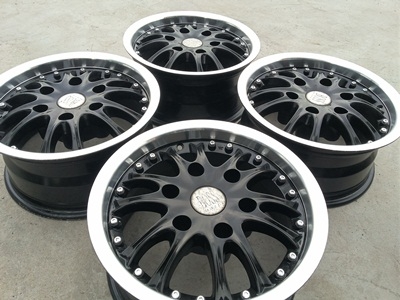 ขายล้อแม็ก BOSS ขอบ15X7 6รู สีดำขอบเงา 4 ล้อ ขายล้อแม็ก BOSS ขอบ15X7 6รู สีดำขอบเงา 4 ล้อ