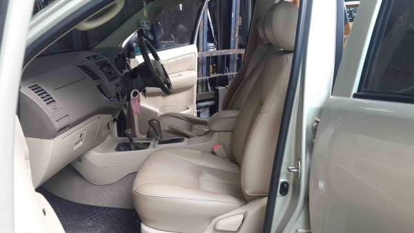 TOYOTA HILUX VIGO D4D Double Cap  3.0 AT ปี 2005