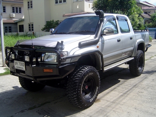 toyota sport cruiser d4d 4wd 3.0G ออโต้ ตัว top แต่งเพียบขายถูก