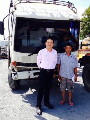 รถบรรทุก 10 ล้อพื้นเรียบ ISUZU รุ่น FTR125Y มีแอร์ พวงมาลัยเพาเวอร์ ระบบเบรคทริฟฟี่