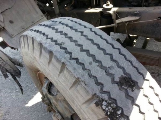 รถบรรทุก 10 ล้อพื้นเรียบ ISUZU รุ่น FTR125Y มีแอร์ พวงมาลัยเพาเวอร์ ระบบเบรคทริฟฟี่