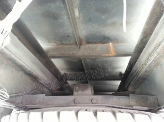 รถบรรทุก 10 ล้อพื้นเรียบ ISUZU รุ่น FTR125Y มีแอร์ พวงมาลัยเพาเวอร์ ระบบเบรคทริฟฟี่