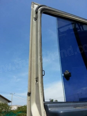 รถบรรทุก 10 ล้อพื้นเรียบ ISUZU รุ่น FTR125Y มีแอร์ พวงมาลัยเพาเวอร์ ระบบเบรคทริฟฟี่