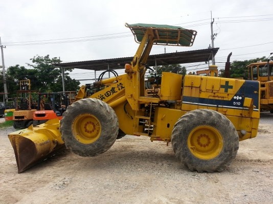 รถตัก KOMATSU  510 นำเข้าจาก ญี่ปุ่น แท้ 1000\% สวยมาก ขายถูก 090-986-2521