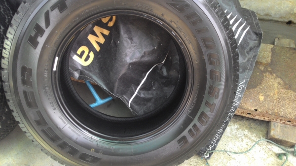 ขายยาง BRIDGSTONE DUELER 245/70/16 H/T689 สวยยางรถบ้าน 4 เส้น 4000บาท ขายยาง BRIDGSTONE DUELER 245/70/16 H/T689 สวยยางรถบ้าน 4 เส้น 4000บาท