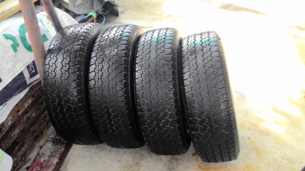 ขายยาง BRIDGSTONE DUELER 245/70/16 H/T689 สวยยางรถบ้าน 4 เส้น 4000บาท ขายยาง BRIDGSTONE DUELER 245/70/16 H/T689 สวยยางรถบ้าน 4 เส้น 4000บาท