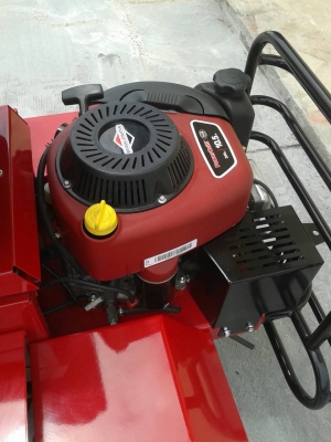 เครื่องยนต์รถตัดหญ้า