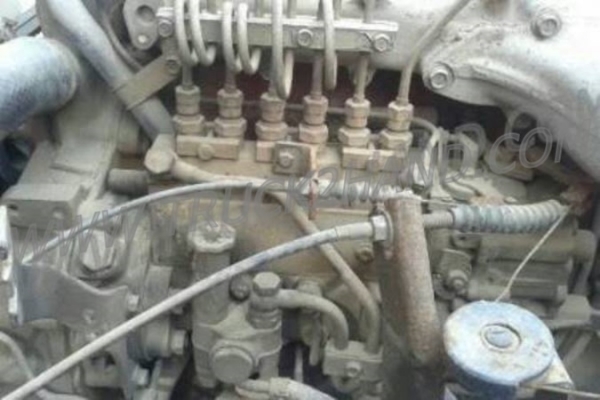 10 ล้อ ISUZU กระบะบรรทุกพื้นเรียบ  ปีจดทะเบียน 2541สภาพพร้อมใช้งาน