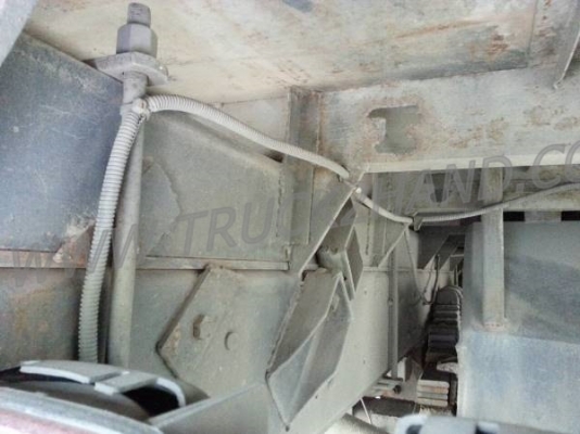 10 ล้อ ISUZU กระบะบรรทุกพื้นเรียบ  ปีจดทะเบียน 2541สภาพพร้อมใช้งาน