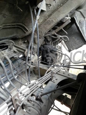 10 ล้อ ISUZU กระบะบรรทุกพื้นเรียบ  ปีจดทะเบียน 2541สภาพพร้อมใช้งาน