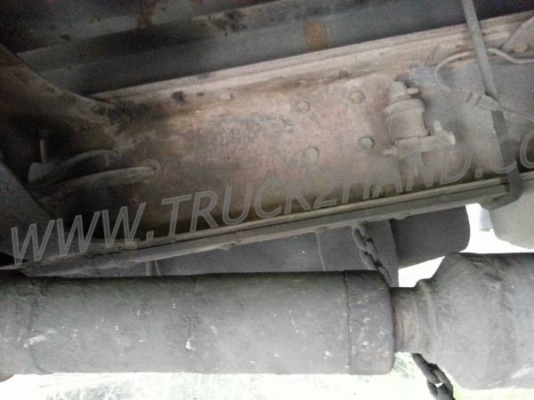 10 ล้อ ISUZU กระบะบรรทุกพื้นเรียบ  ปีจดทะเบียน 2541สภาพพร้อมใช้งาน