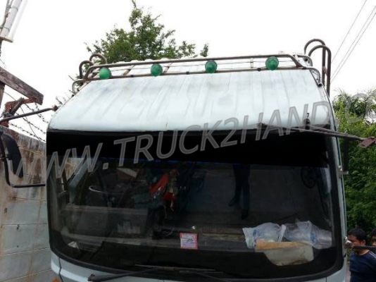 10 ล้อ ISUZU กระบะบรรทุกพื้นเรียบ  ปีจดทะเบียน 2541สภาพพร้อมใช้งาน