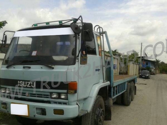 10 ล้อ ISUZU กระบะบรรทุกพื้นเรียบ  ปีจดทะเบียน 2541สภาพพร้อมใช้งาน