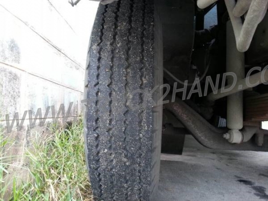 10 ล้อ ISUZU กระบะบรรทุกพื้นเรียบ  ปีจดทะเบียน 2541สภาพพร้อมใช้งาน