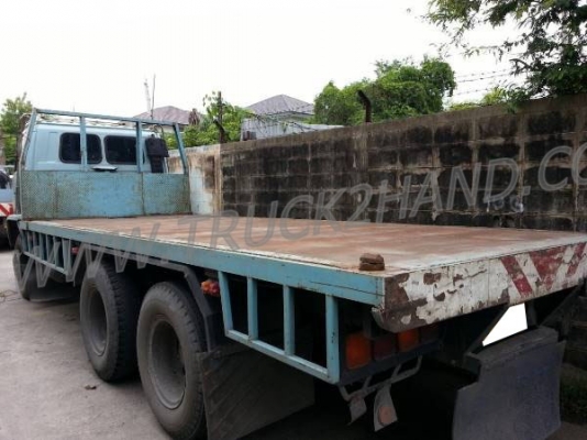 10 ล้อ ISUZU กระบะบรรทุกพื้นเรียบ  ปีจดทะเบียน 2541สภาพพร้อมใช้งาน