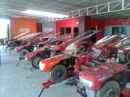 มีเครื่องมือสองจำนวนมากอยากขายและตัวรถเดินตาม3เกีย์4เกียสยาม