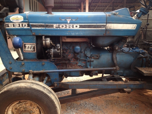 ขายรถไถford 77 เสื้อลาย5500 พร้อมใช้งาน เอกสารพร้อม