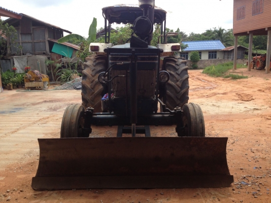 ขายรถไถford 77 เสื้อลาย5500 พร้อมใช้งาน เอกสารพร้อม