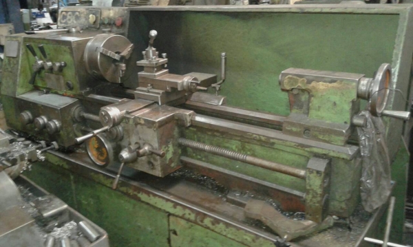 ขายครับขายเครื่องขนาด 5 ฟุต ลูกบิด น่าจะเป็นของบาวแกเรีย สภาพใช้งานอยู่ ไฟ 380V 45000 บาท 0814583376 ช่างเอก มีบริการจัดส่งทั่วประเทศ