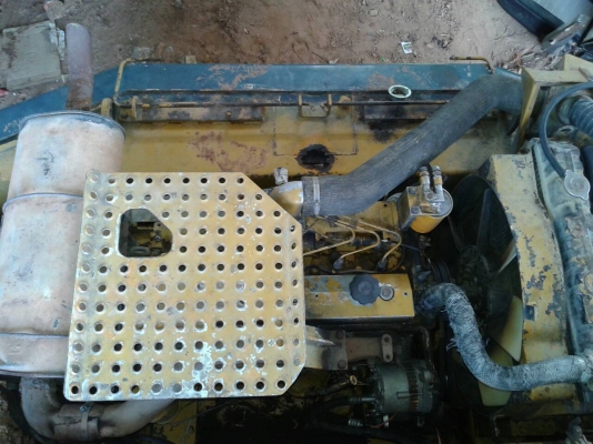 ขายรถขุดแม็คโค KOMATSU โคมัสสุ 120-3 เอกสารอินวอยซ์  สภาพพร้อมใช้งาน เครื่องดี ปั๊มดี ทำงานเร็ว ไฟฟ้าตัด โซ่ดี เอวแน่น