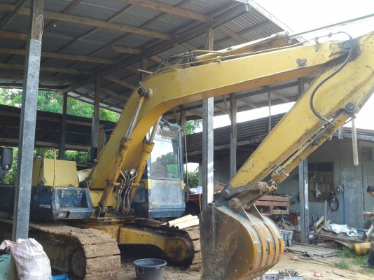 ขายรถขุดแม็คโค KOMATSU โคมัสสุ 120-3 เอกสารอินวอยซ์  สภาพพร้อมใช้งาน เครื่องดี ปั๊มดี ทำงานเร็ว ไฟฟ้าตัด โซ่ดี เอวแน่น