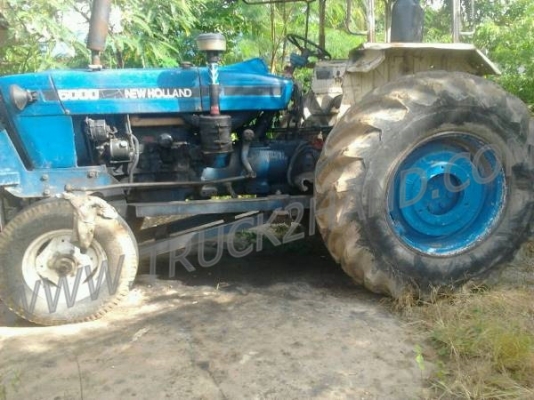 รถไถ ยี่ห้อ FORD รุ่น 6610 พร้อมอุปกรณ์ และเล่มทะเบียน สภาพพร้อมใช้งาน