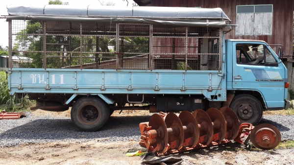 ขายกระบะ พร้อมหลังคา nkr 110   35000 -