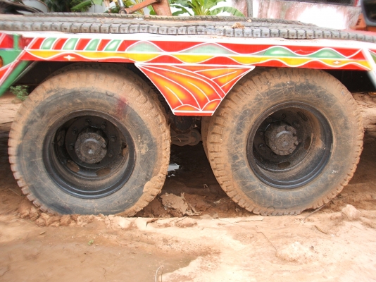 ขายรถสิบล้อ มิตซู 857 TD สภาพดีพร้อมใช้งาน เครื่องยนต์ 195 แรงม้า