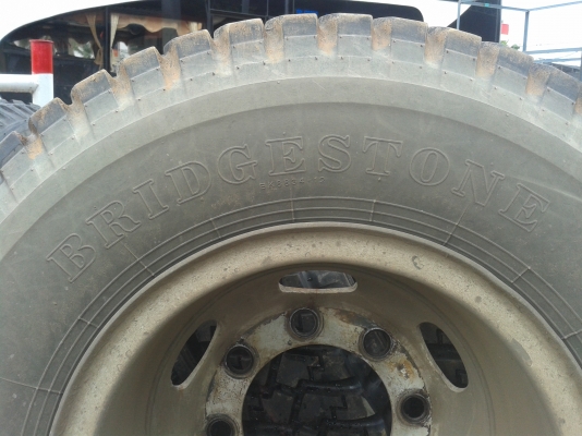 ขายยาง 1000 -20 ขายยาง 1000 -20