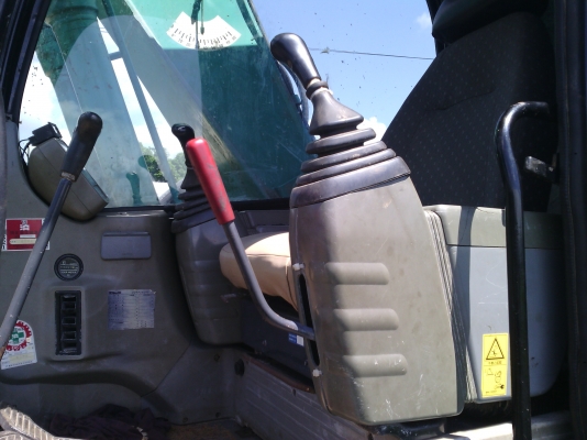 SK 135 SR สภาพพร้อมใช้ไฟ้ฟ้าครบเอกสารพร้อมทำงานไว้ประหยัด SK 135 SR สภาพพร้อมใช้ไฟ้ฟ้าครบเอกสารพร้อมทำงานไว้ประหยัด