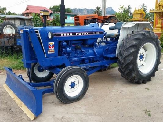 Ford 6600  T5 สวยๆ พร้อมใช้  มีทะเบียน