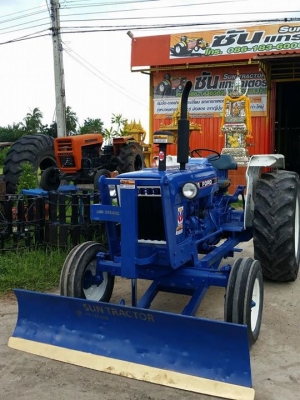 Ford 6600  T5 สวยๆ พร้อมใช้  มีทะเบียน