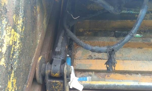 รถขยะ 6 ล้อ MITSUBISHI FUSO รุ่น FK457H