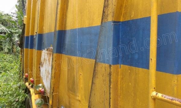 รถขยะ 6 ล้อ MITSUBISHI FUSO รุ่น FK457H