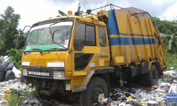 รถขยะ 6 ล้อ MITSUBISHI FUSO รุ่น FK457H