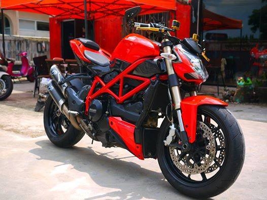 ขาย Ducati Street fighter 848 ปี 2012 ทะเบียนแท้ รถศูนย์ทองหล่อ สภาพหล่อๆ ของแต่งแพงๆ ขาย Ducati Street fighter 848 ปี 2012 ทะเบียนแท้ รถศูนย์ทองหล่อ สภาพหล่อๆ ของแต่งแพงๆ