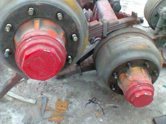 เพลาพนัสพร้อมแหนบ